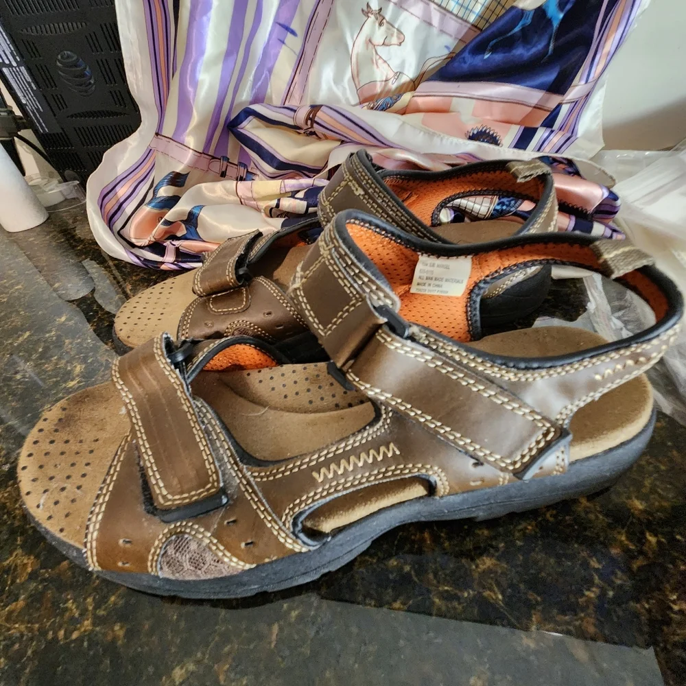 St.johns Bay Memory Foam shoes